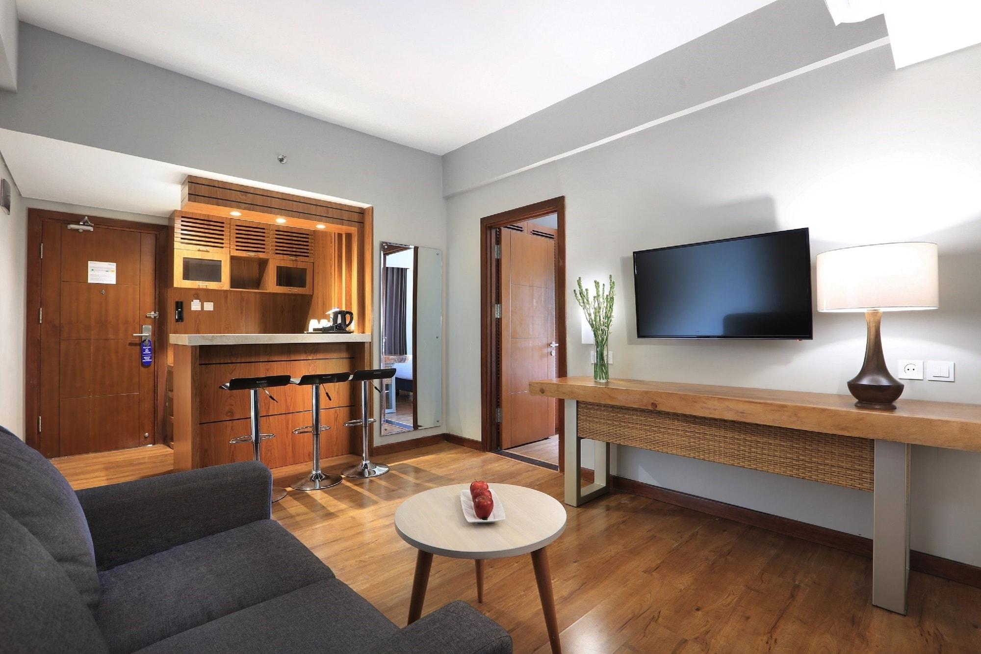 Aston Inn Batu Extérieur photo