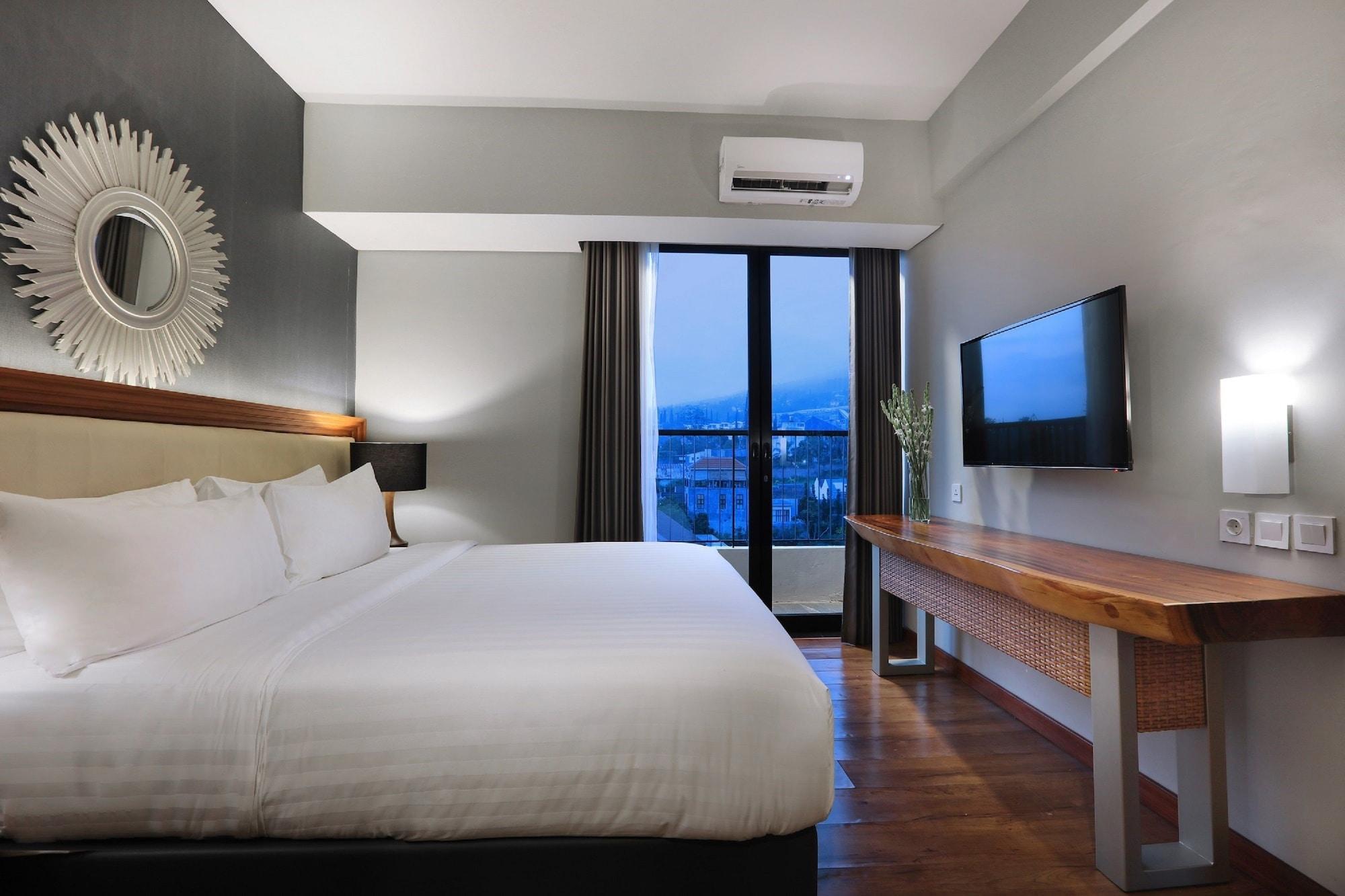 Aston Inn Batu Extérieur photo