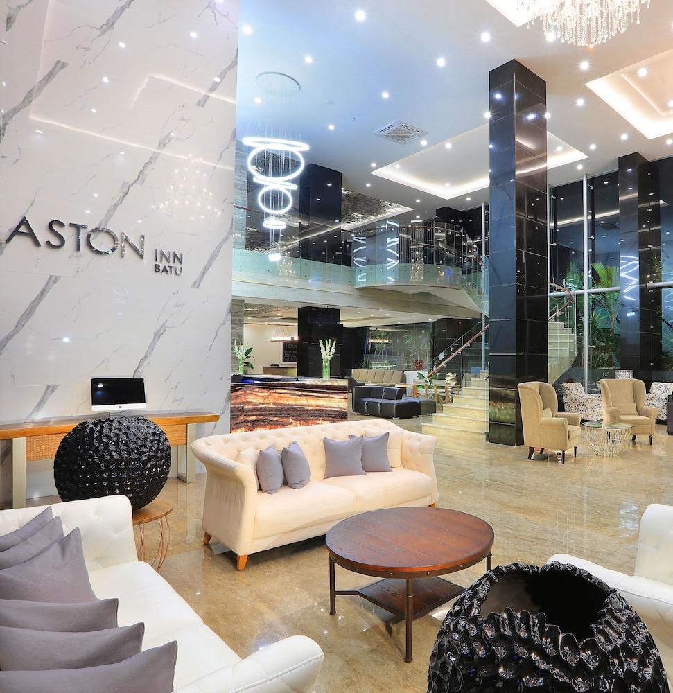 Aston Inn Batu Extérieur photo