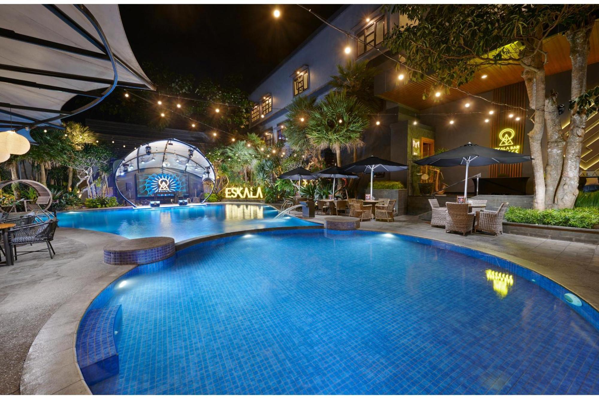 Aston Inn Batu Extérieur photo