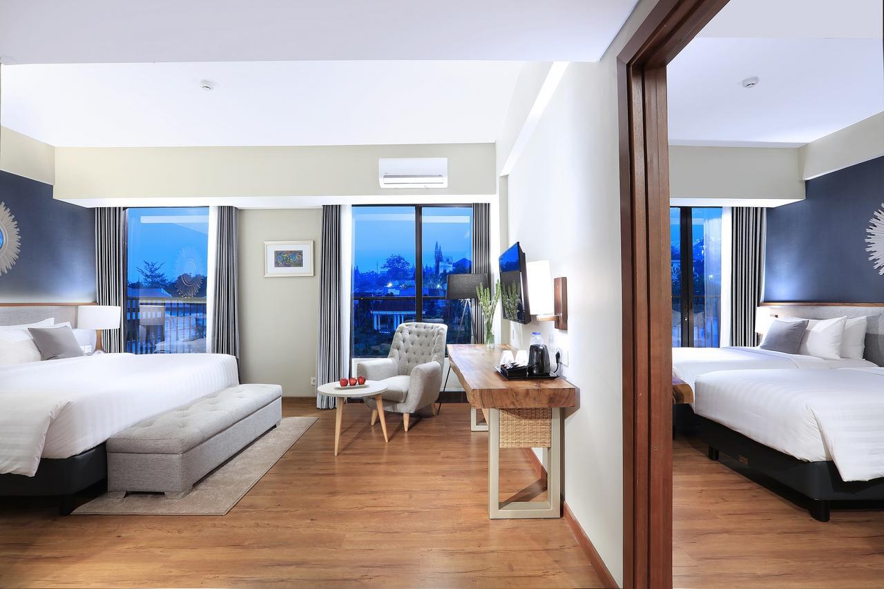 Aston Inn Batu Extérieur photo